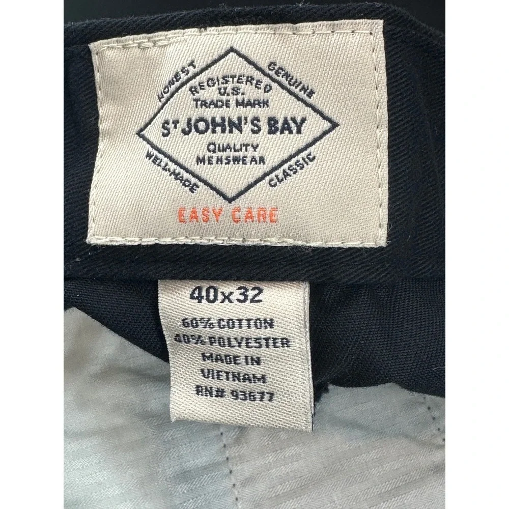 St. John's Bay Men's Black Dress Pants 40x32 Classic Fit Pleated Easy Care‎ NWT